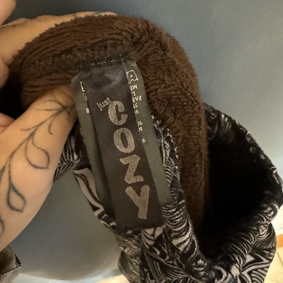 Just Cozy fuzzy fleece lining leggings - Picture 3 of 3